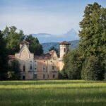 Al Castello di Miradolo Estate al Parco, tra incontri, sedute di yoga