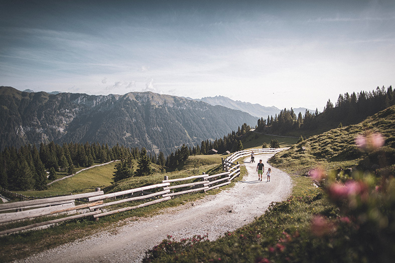 Tenne Lodges & Chalets, punto ideale di partenza per rilassanti escursioni