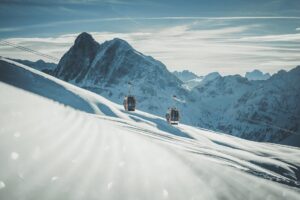 Vivi un inverno sostenibile sulla Plose: sci, neve e divertimento a Bressanone, con tecnologie ecologiche e paesaggi mozzafiato