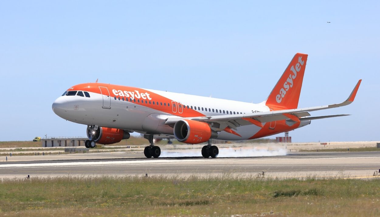 aereo easyJet