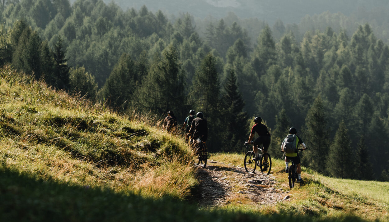 Scopri il programma di Fruscio 2025: eventi imperdibili tra sport, natura e benessere. Vivi esperienze uniche e sostenibili!