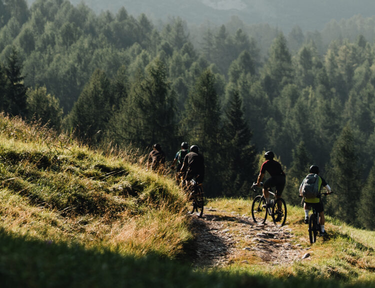 Scopri il programma di Fruscio 2025: eventi imperdibili tra sport, natura e benessere. Vivi esperienze uniche e sostenibili!